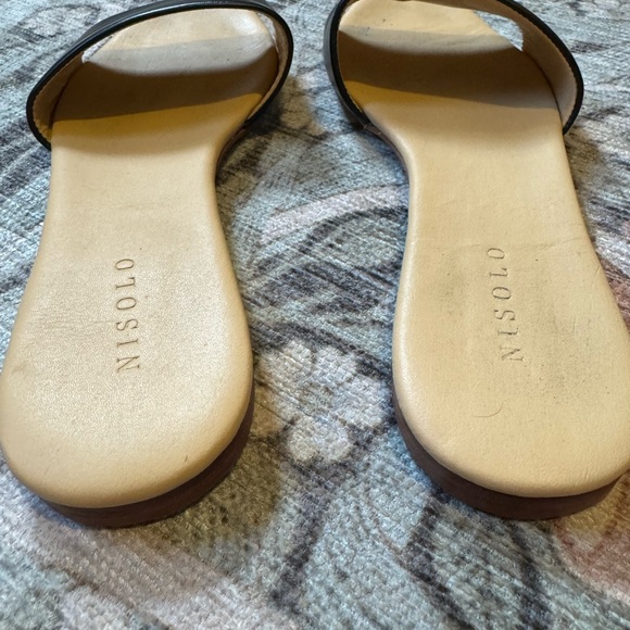 Nisolo Isla Slide Sandals - Picture 7 of 9